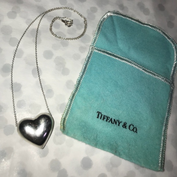 Rare Vintage Tiffany & Co Puff Heart Necklace ✨ - Picture 7 of 8